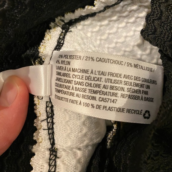 Womens gold and black stretchy mini skirt - Picture 5 of 5